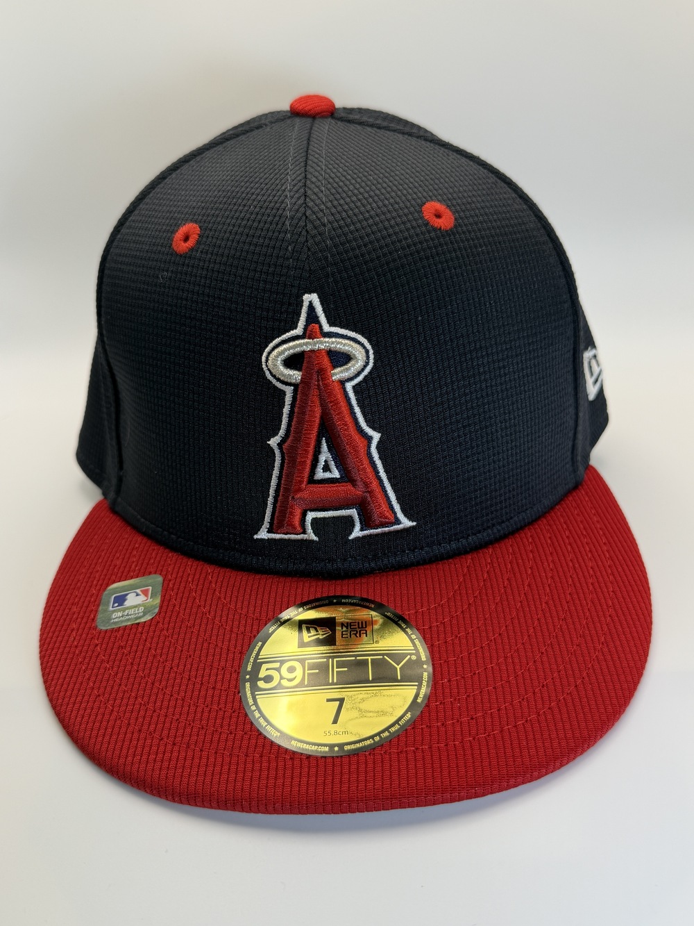 New Era 59FIFTY Los Angeles Angels Fitted Hat Size 7 1/2 Black Red MLB